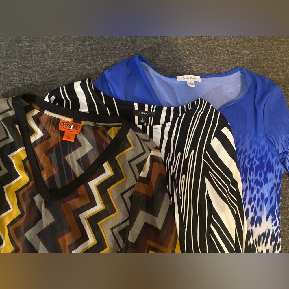 WOMEN’s TOPS BUNDLE